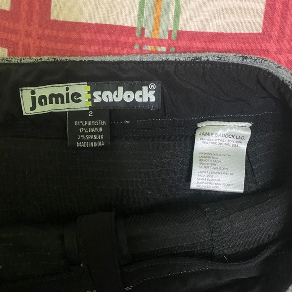 Jamie Saddock golf skirt - Picture 4 of 4